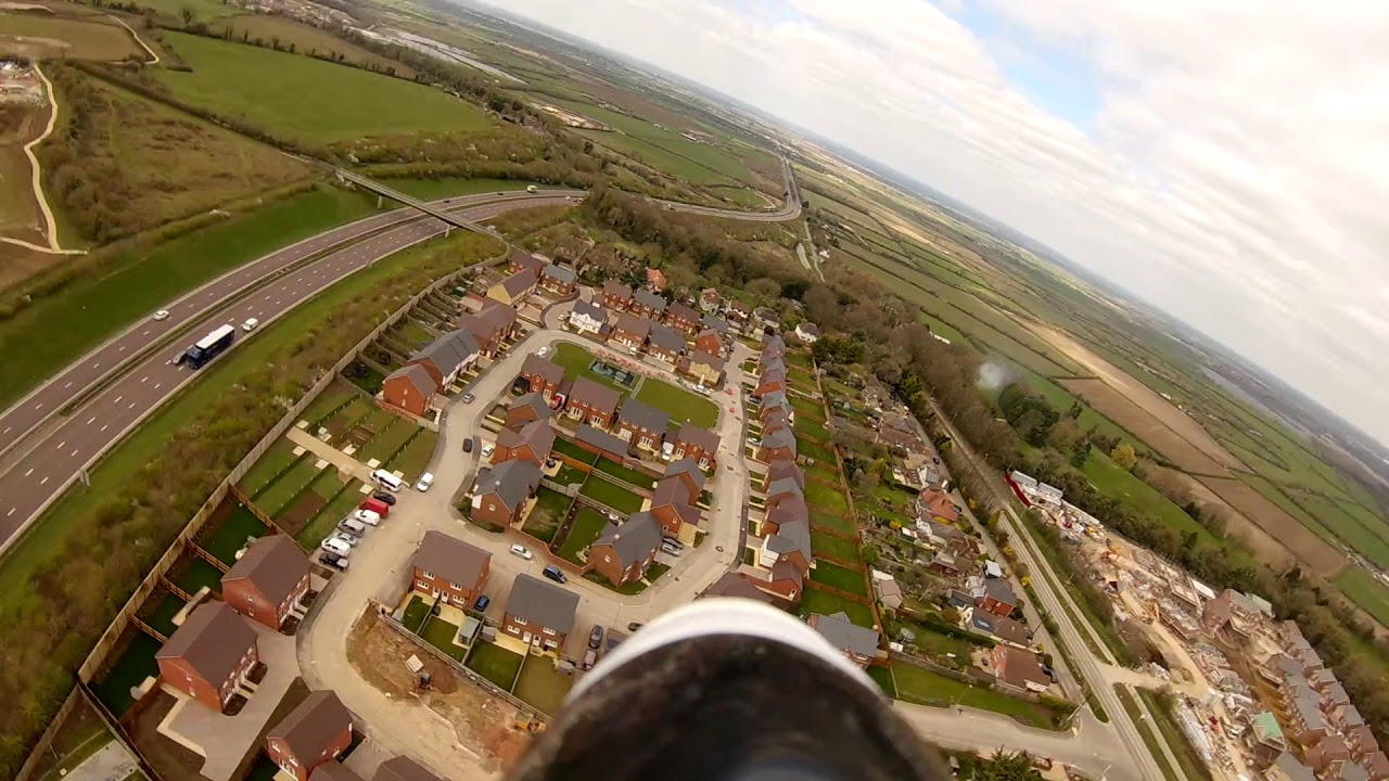 Hubsan H301S 1km range test - RTH and lost above buildings