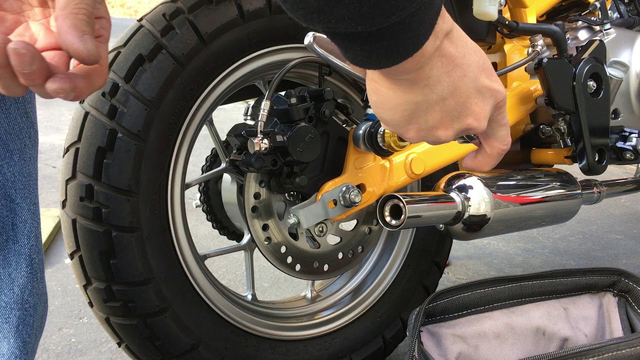 Monkey Ridea rear spools install.
