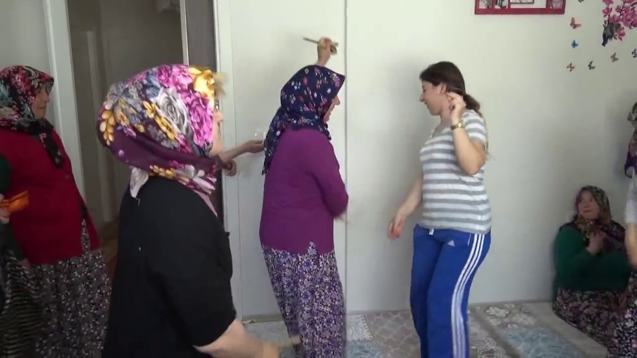 tefle bayanlar güzel onnuyor