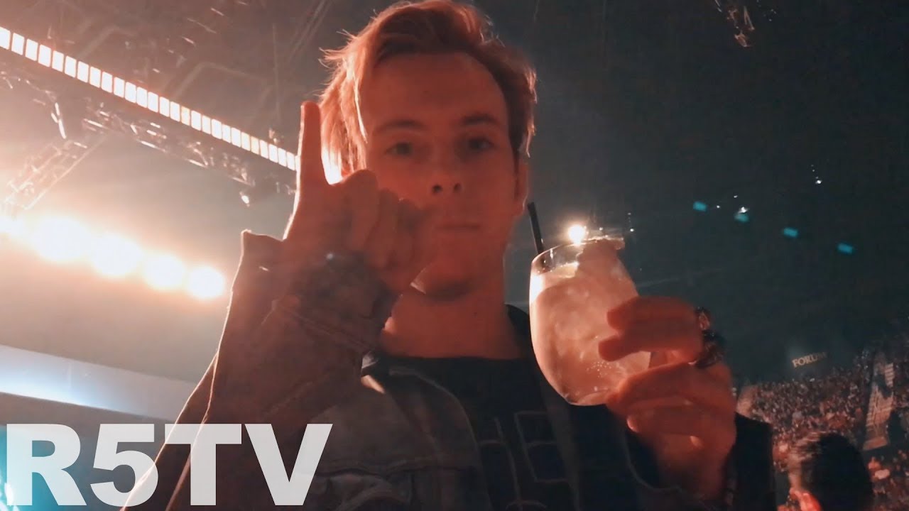 Riker's BDAY Extravaganza! BRUNO MARS/ KINGS GAME | S2E41 | R5TV