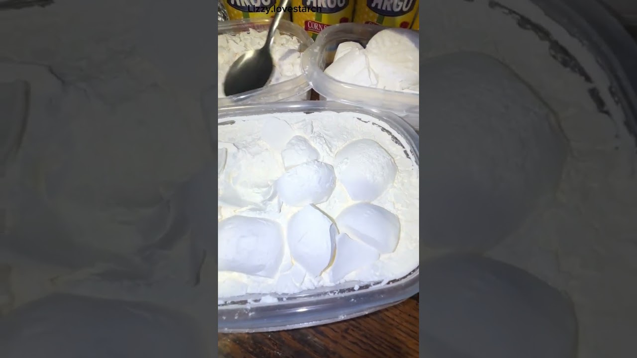 Squeaky starch eating Credits: lizzy.lovestarch  #asmr  #cornstarch #eatingcornstarch