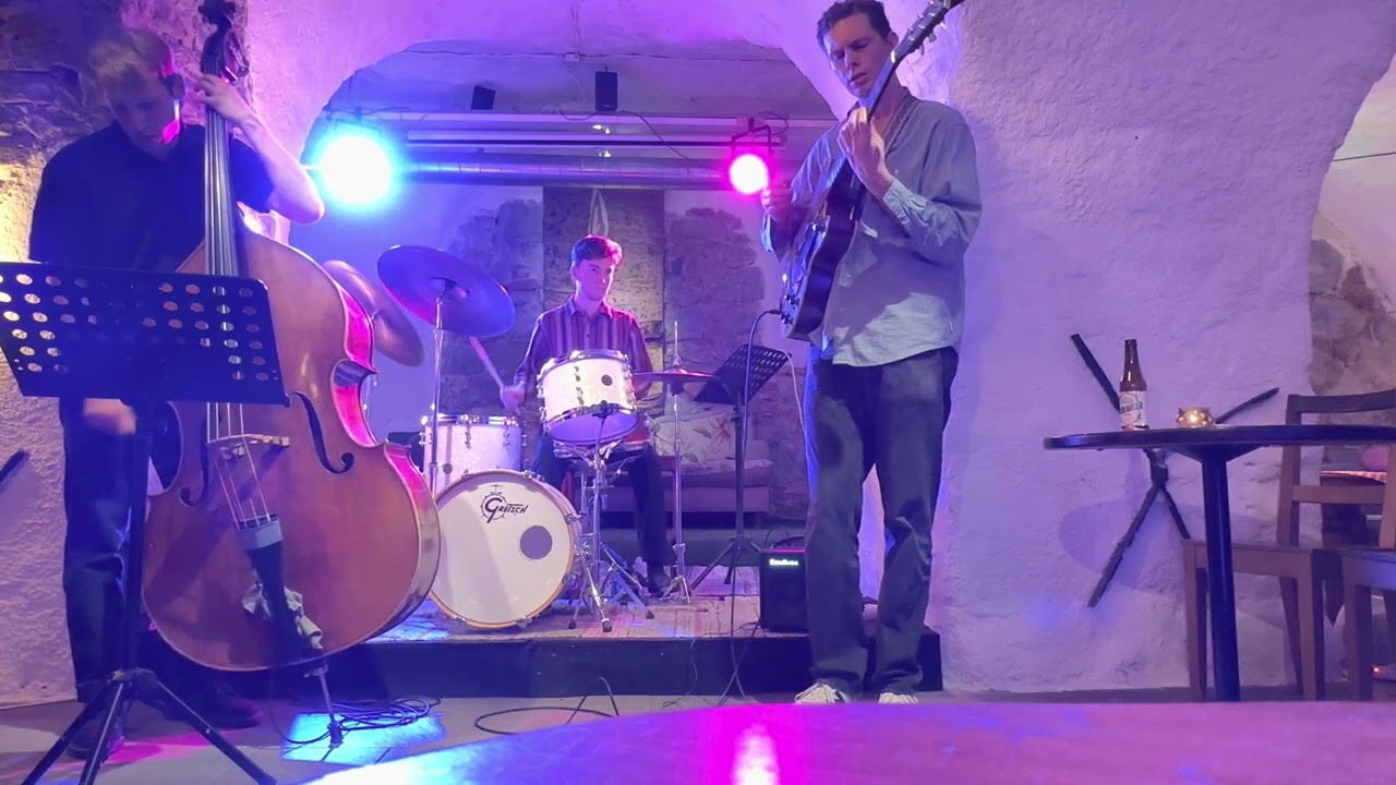 Morgan Wärn Trio - Toy Tune