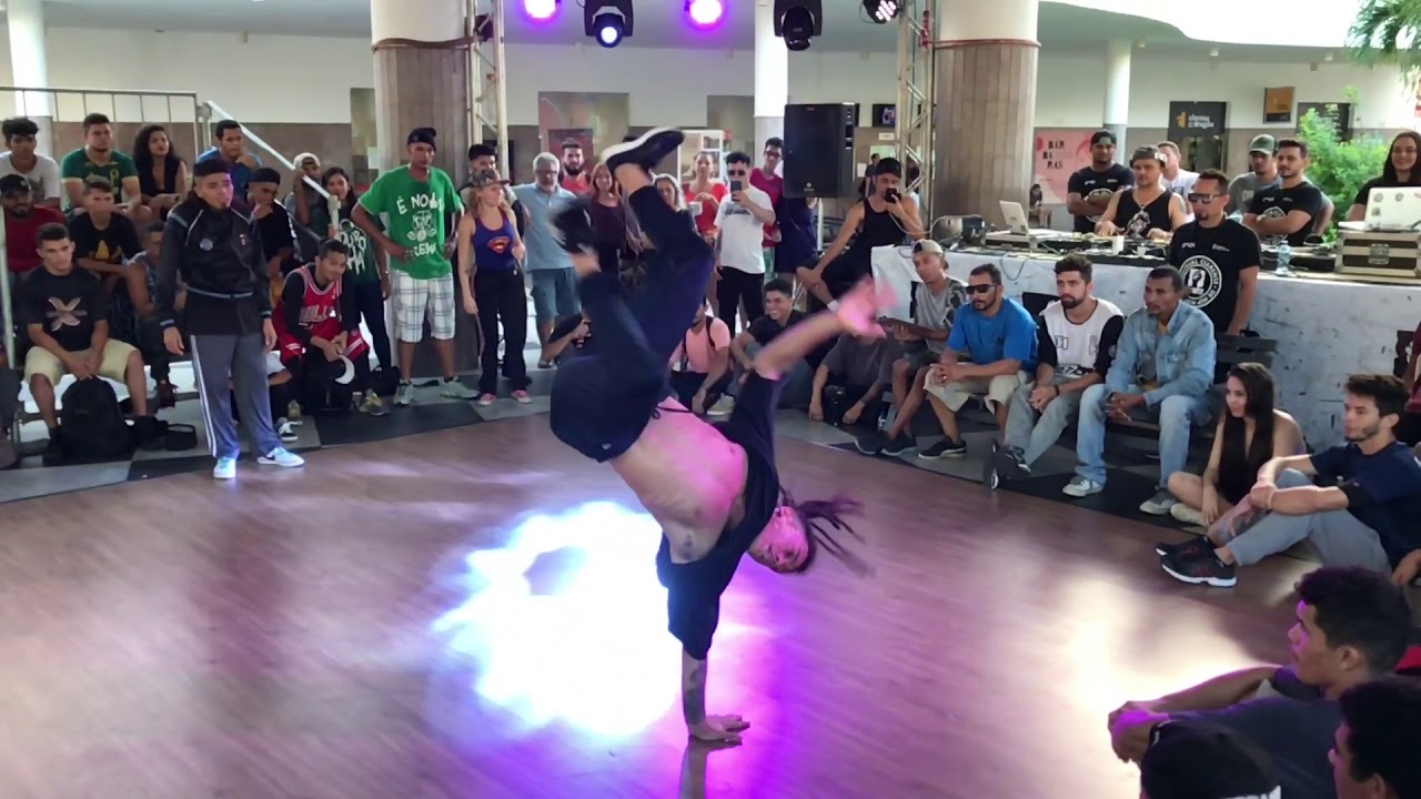 Bboy Bart - Recap - Red Bull Bc One Cypher 2018 - Powermoves Battle
