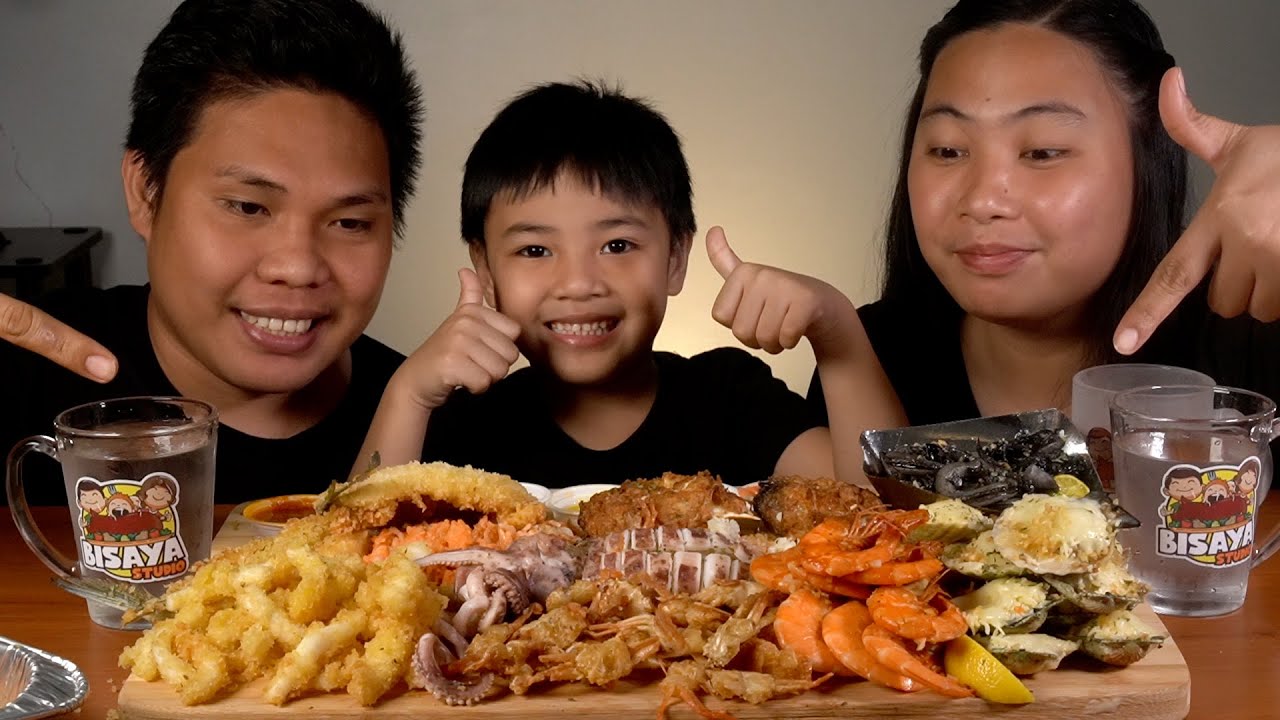 SUPER DELICIOUS SEAFOODS MUKBANG collab with @FearnoldTV