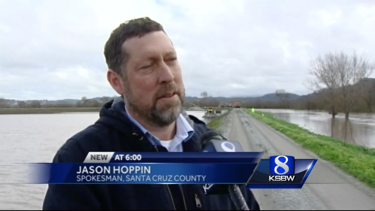 Pajaro River levee leaks