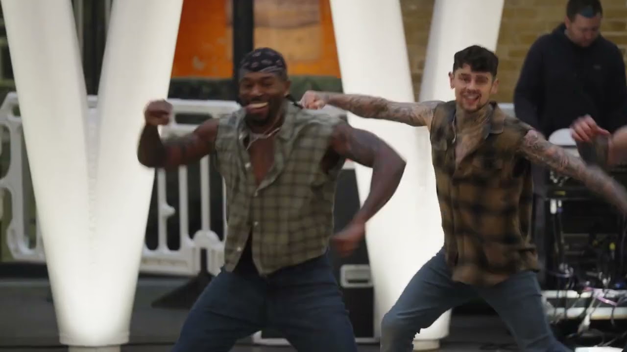 Magic Mike Flashmob at King's Cross Station -  November 2023
