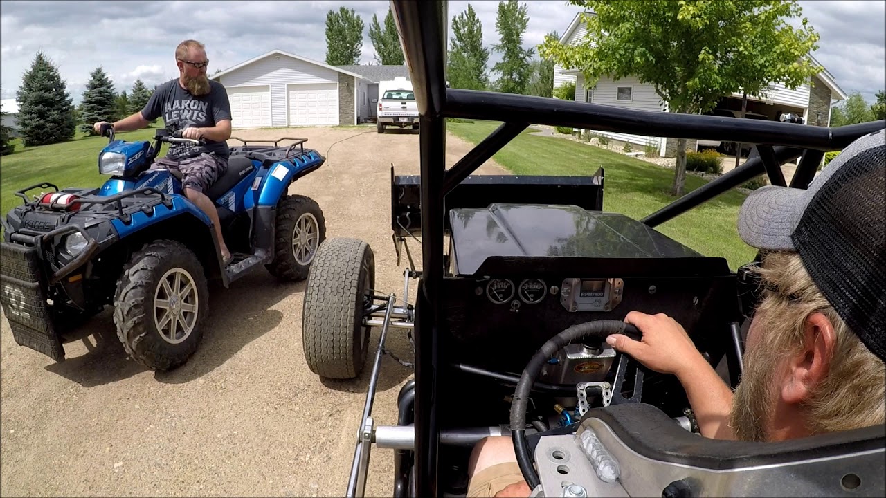 sprint car start up