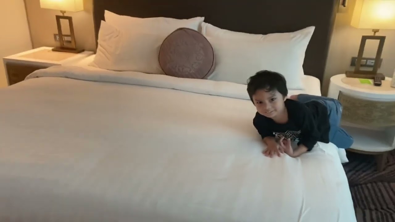 Hotel and Room tour Amari 5 star hotel (JOHOR BAHRU) #hotelexperience #roomtour