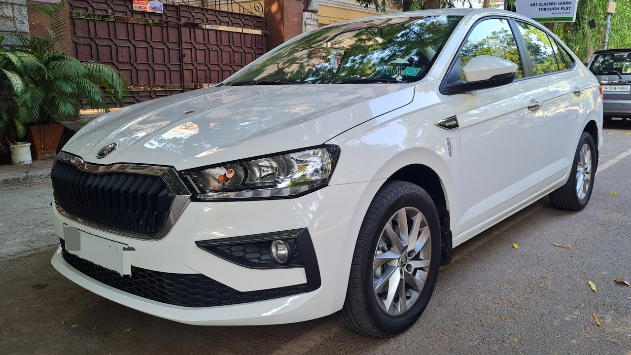 Обзор Skoda Slavia Ambition 1.0L AT 2022 года &mdash; лучшая замена для Rapid | Cruising Wheels