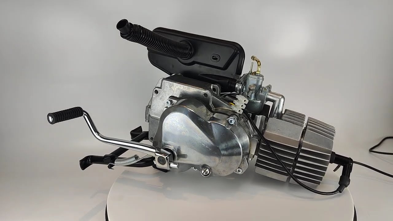 Полный комплект двигателя PUCH Maxi, с легальным цилиндром и обычным зажиганием.