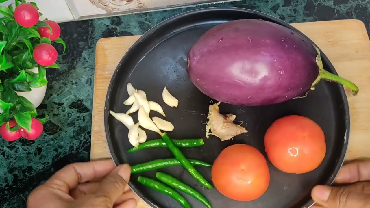 मेरे बताए गए तरीके से एक बार जरूर बनाकर देखें बैगन का भरता||How to make baigan bharta in easy way 