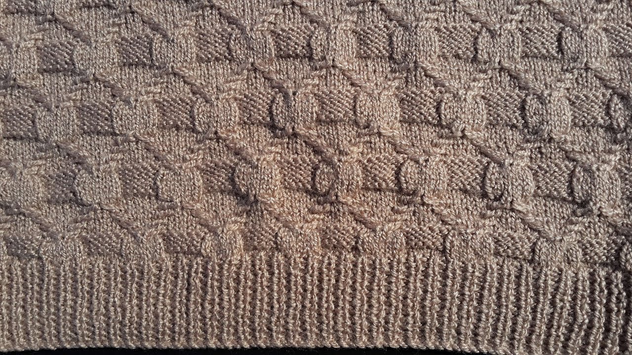 131- Knitting Pattern for Gents Sweater (Hindi)