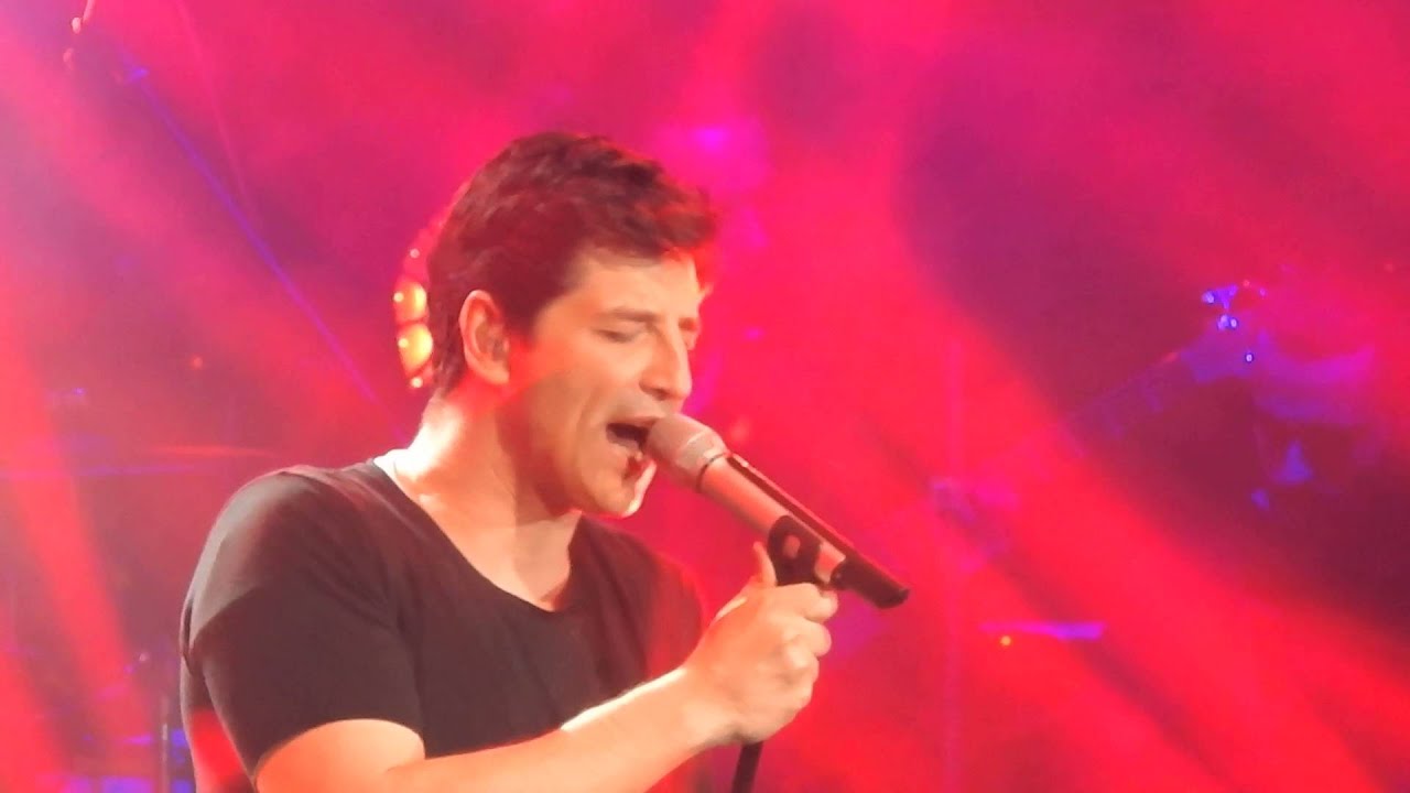 Sakis Rouvas Tosa Kalokairia @Estate Club