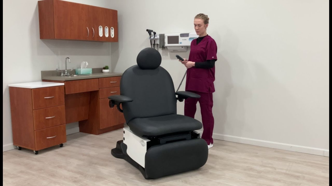 UMF Medical Model 5016-650-200 Podiatry Wound Care Procedure Chair