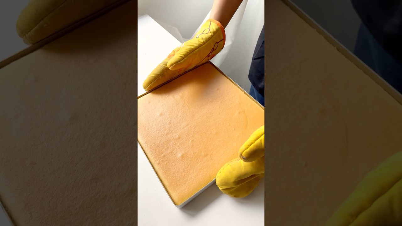 That&rsquo;s how you make a soft cake base. #shorts #softcakebase #recipe #baking #cooking #softcake