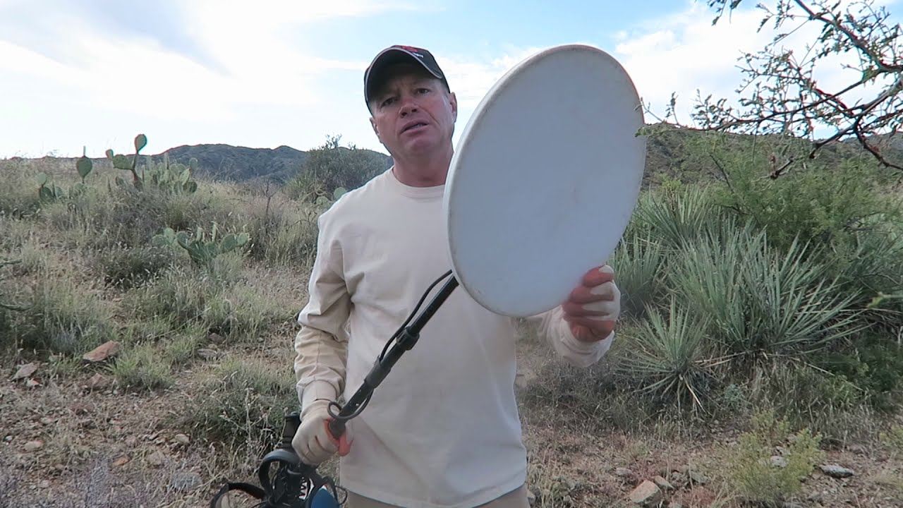 Minelabs Huge Commander Mono Coil finds a bunch of Gold Nuggets in Arizona
