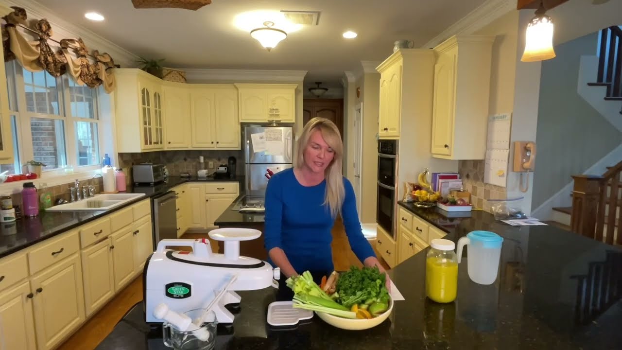 Lemon Ginger Blast Recipe || Juice Cleanse || Weight Loss for Women over 40 || Raw Food Lifestyle