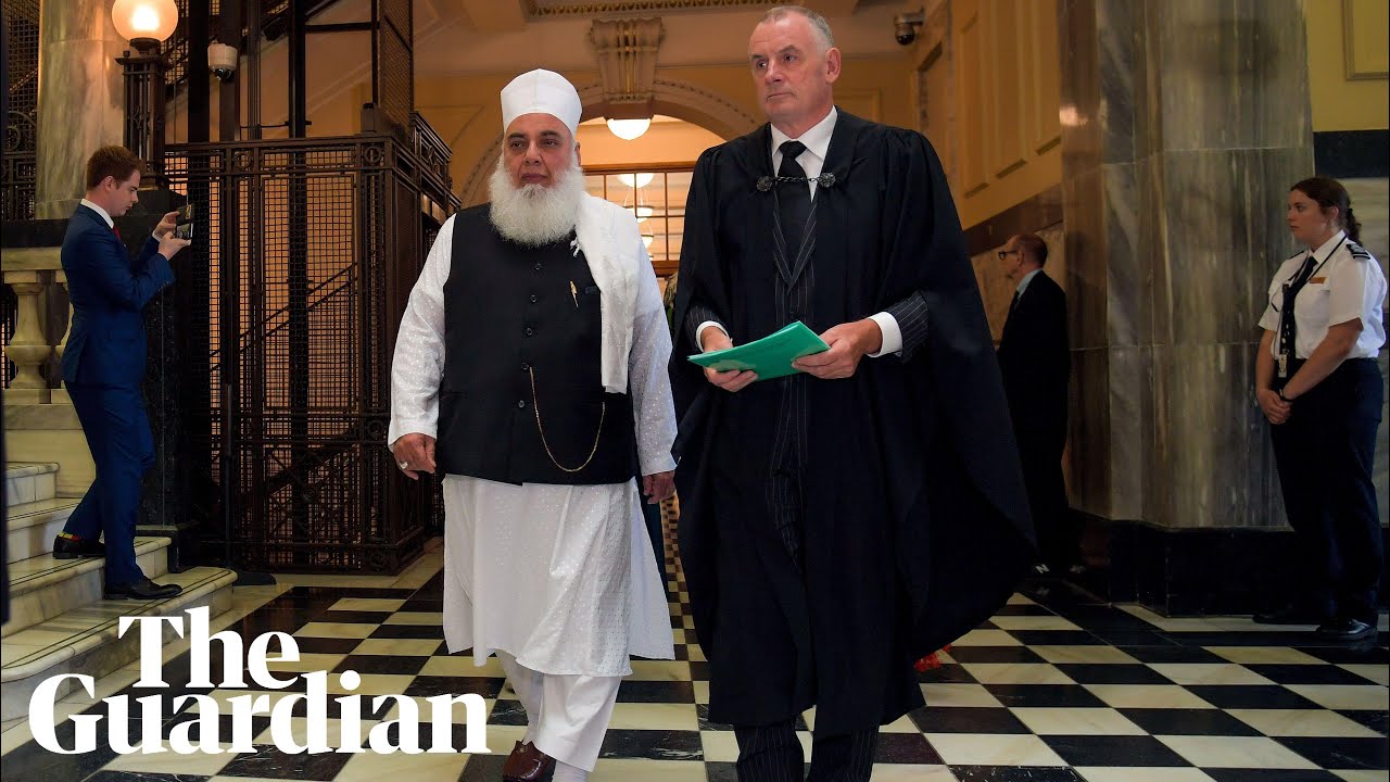 New Zealand parliament pays tribute to Christchurch victims