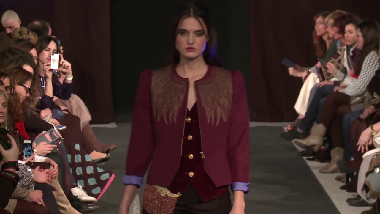 2017 - MBFWM, Capas Seseña by La Condesa