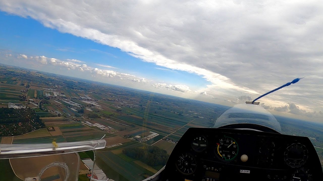Glider flight at Aeroklub Krakowski Pobiednik Wielki Airport 2022