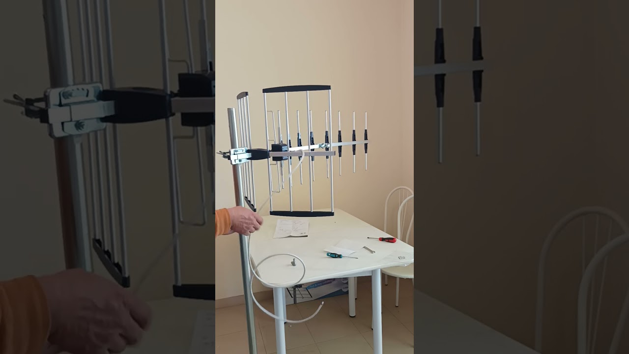 montaje Antena TV uhd Max 42 de la marca Engel  ( video parte 2)