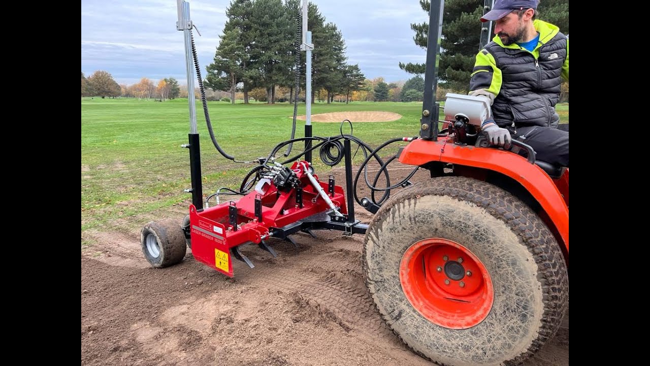 Laser Grading the 10th Tee at Royal Mid Surrey Golf Club with the Redexim 1500