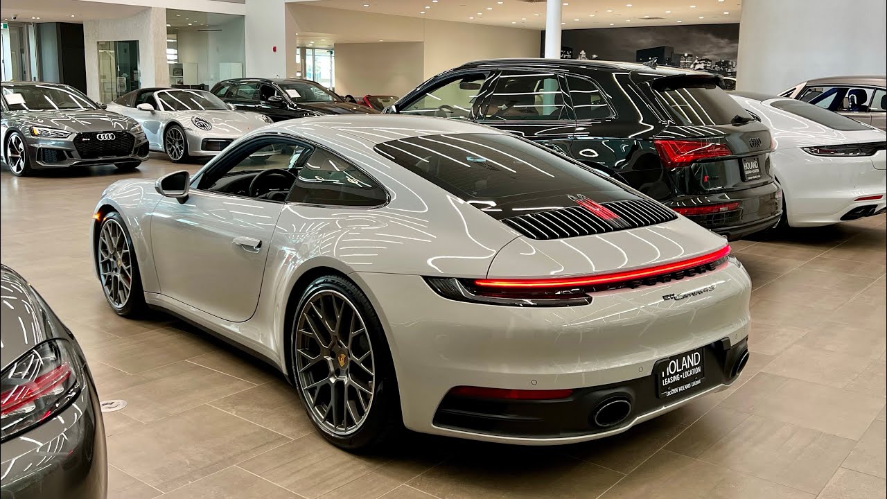 Porsche 911 Carrera 4S 992 - Revs + Walkaround in 4k