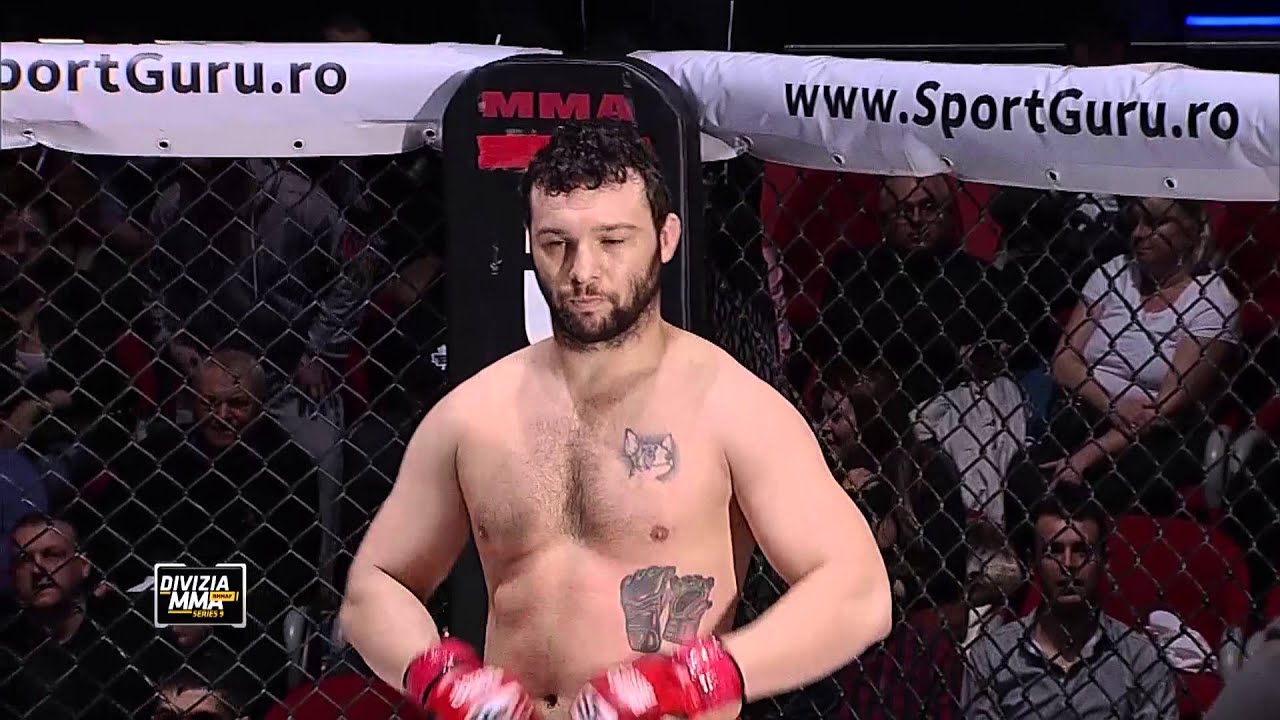 Divizia MMA - RMMAF  Series 9 - Fight 10: Vlad Grigore vs. Mihai Simion 205l bs