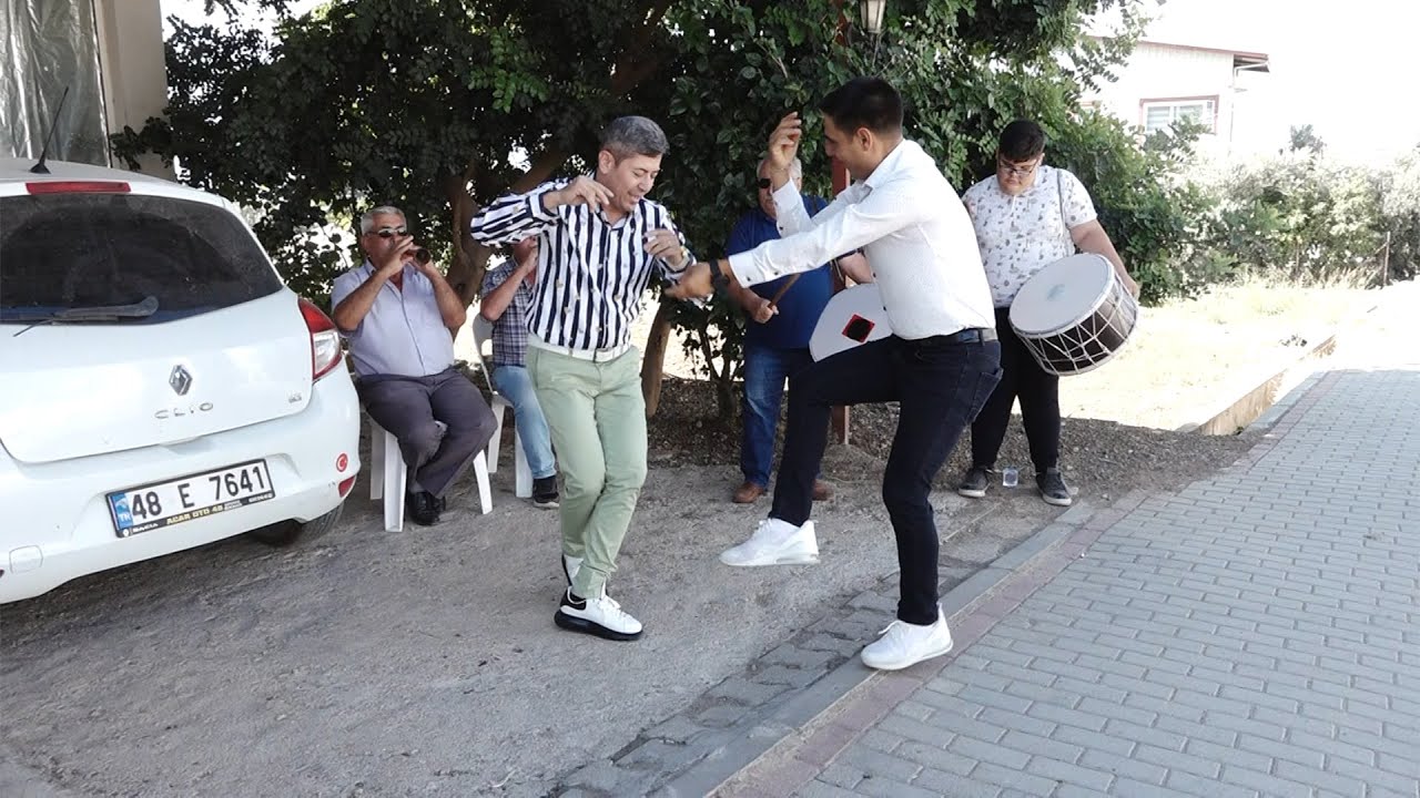 Şerfem - Beş Atar Da Tabancamın Şeridi - Davul Zurna