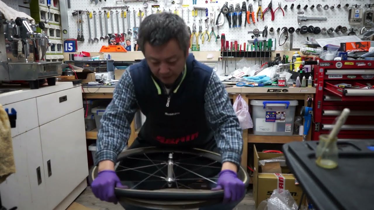 如何黏管胎 How to fit tubular tire.