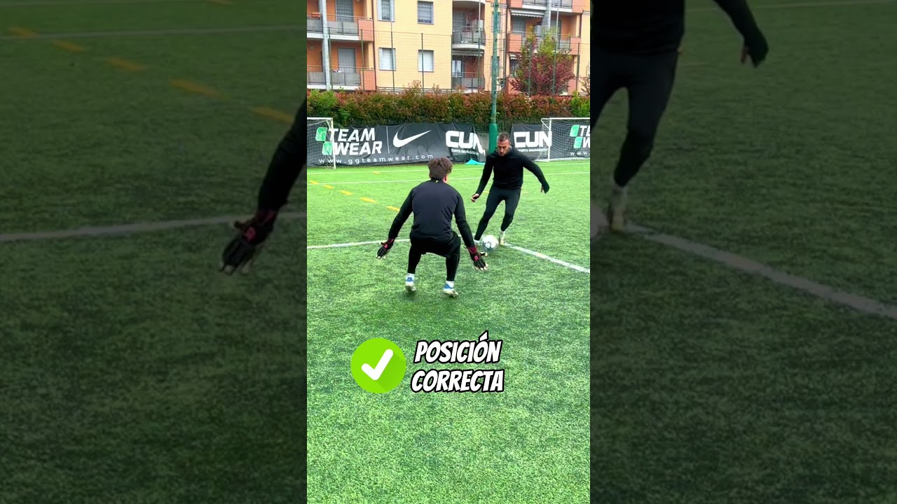 ✅ Mejora tu tecnica de salida en el 1VS1 para porteros #porteromoderno #gk #porteros #goalkeeper