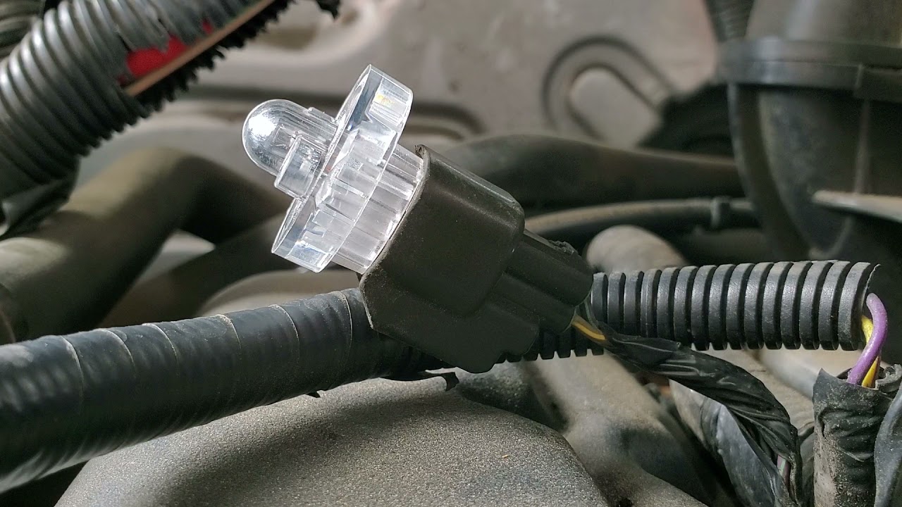 testing a fuel injector by using noid light