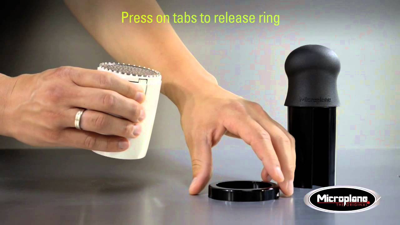 Microplane® Cheese Mill