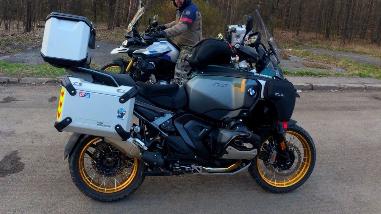 Jeżdżę na wszystko mającym BMW GS R1300 ADVENTURE 2025