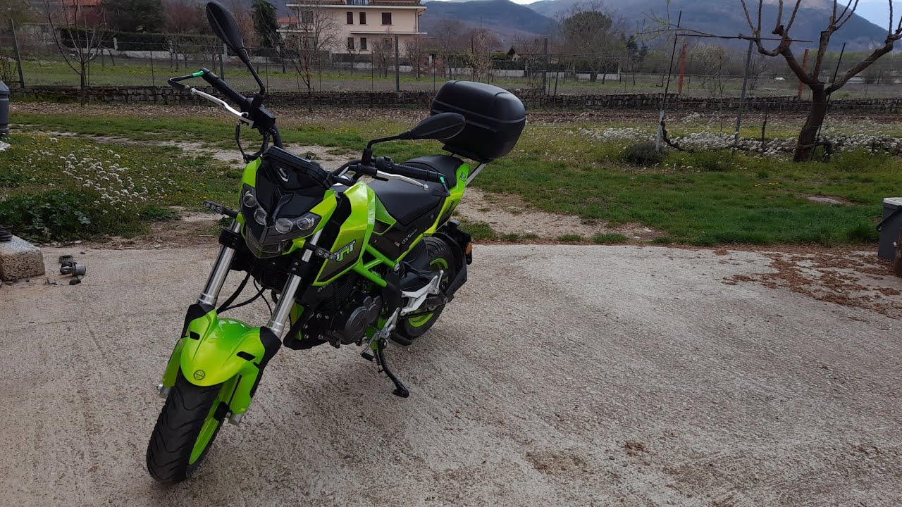 portapacchi per Benelli tnt 125