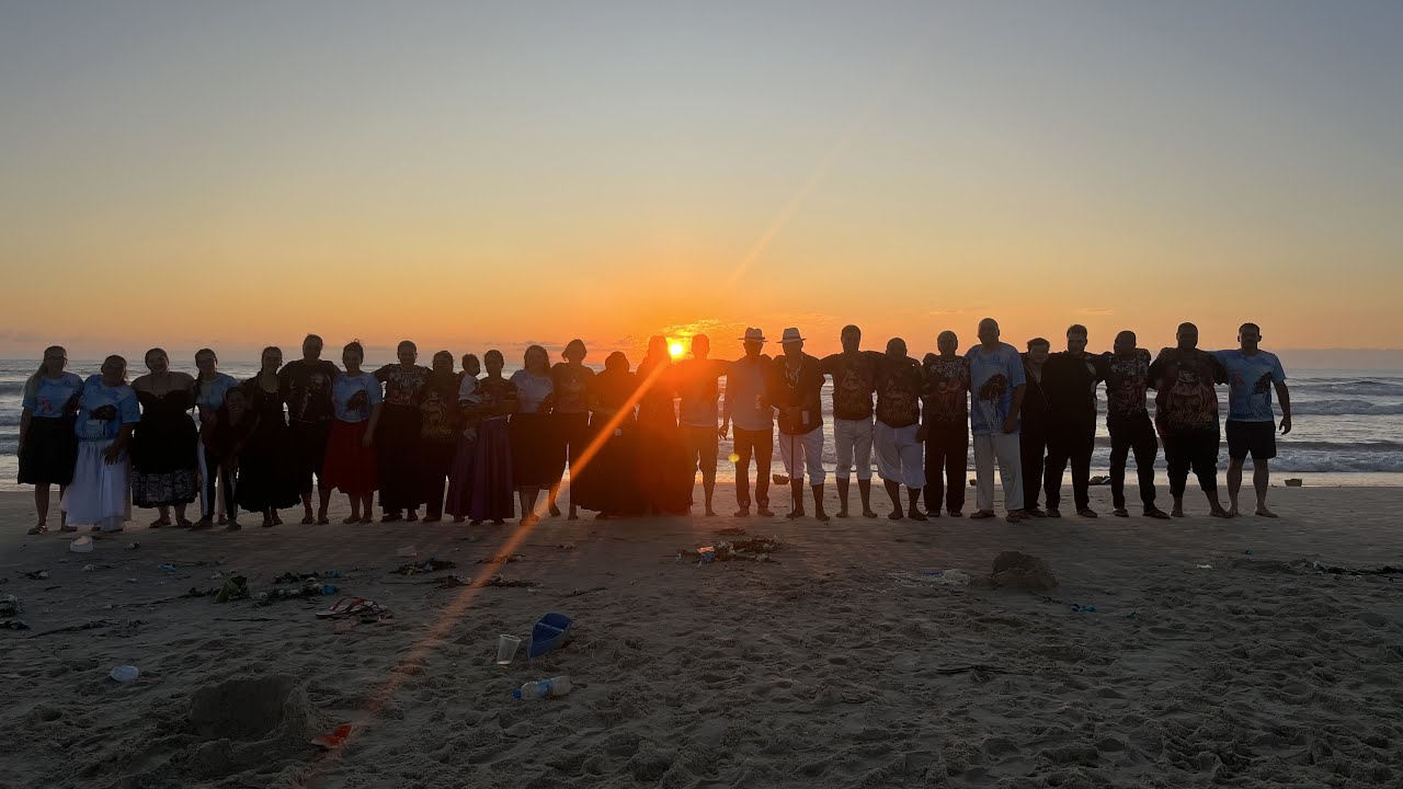 Pomba Gira Rainha das 7 Encruzilhadas fazendo magia na Praia 2023