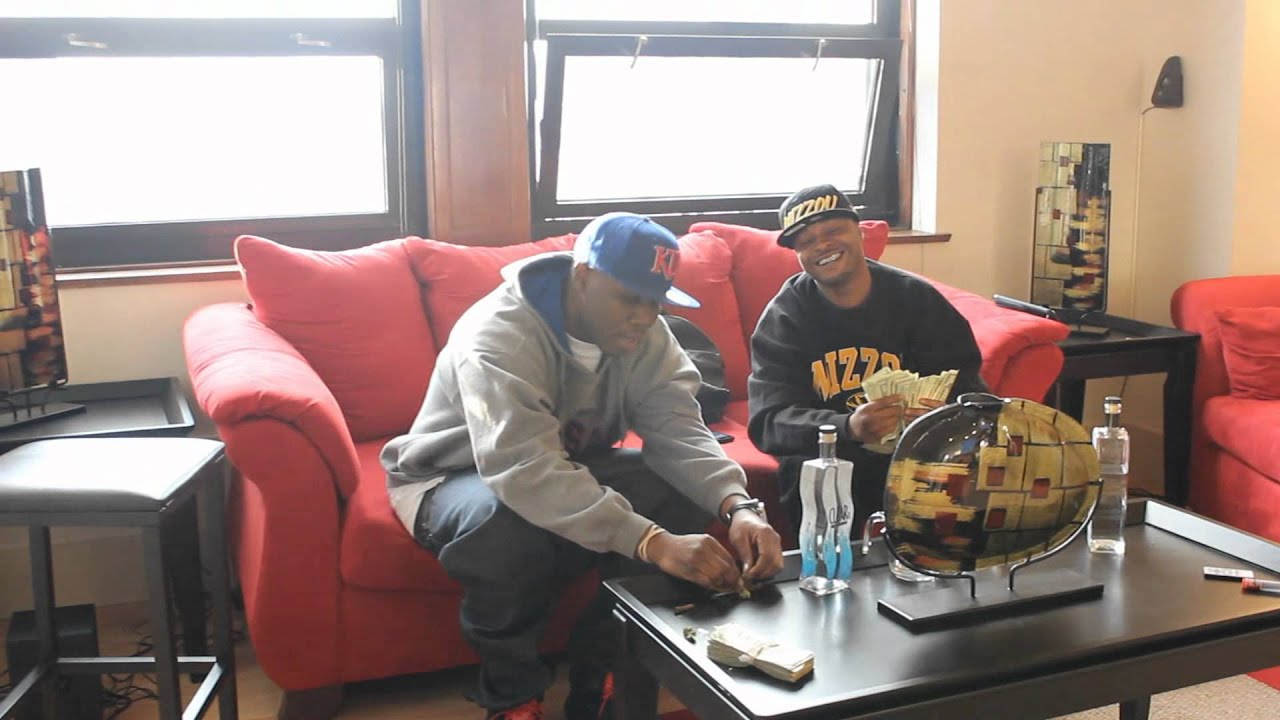 Rondoe Everywhere we go feat.Feezi Cash & Bishop DonDotta (*official video*)