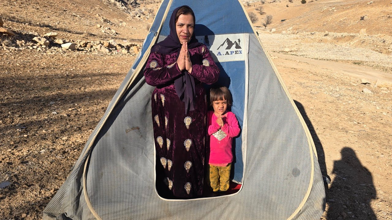 A nomadic woman in the heart of the mountains: Ameneh and her daughter cope with hardships