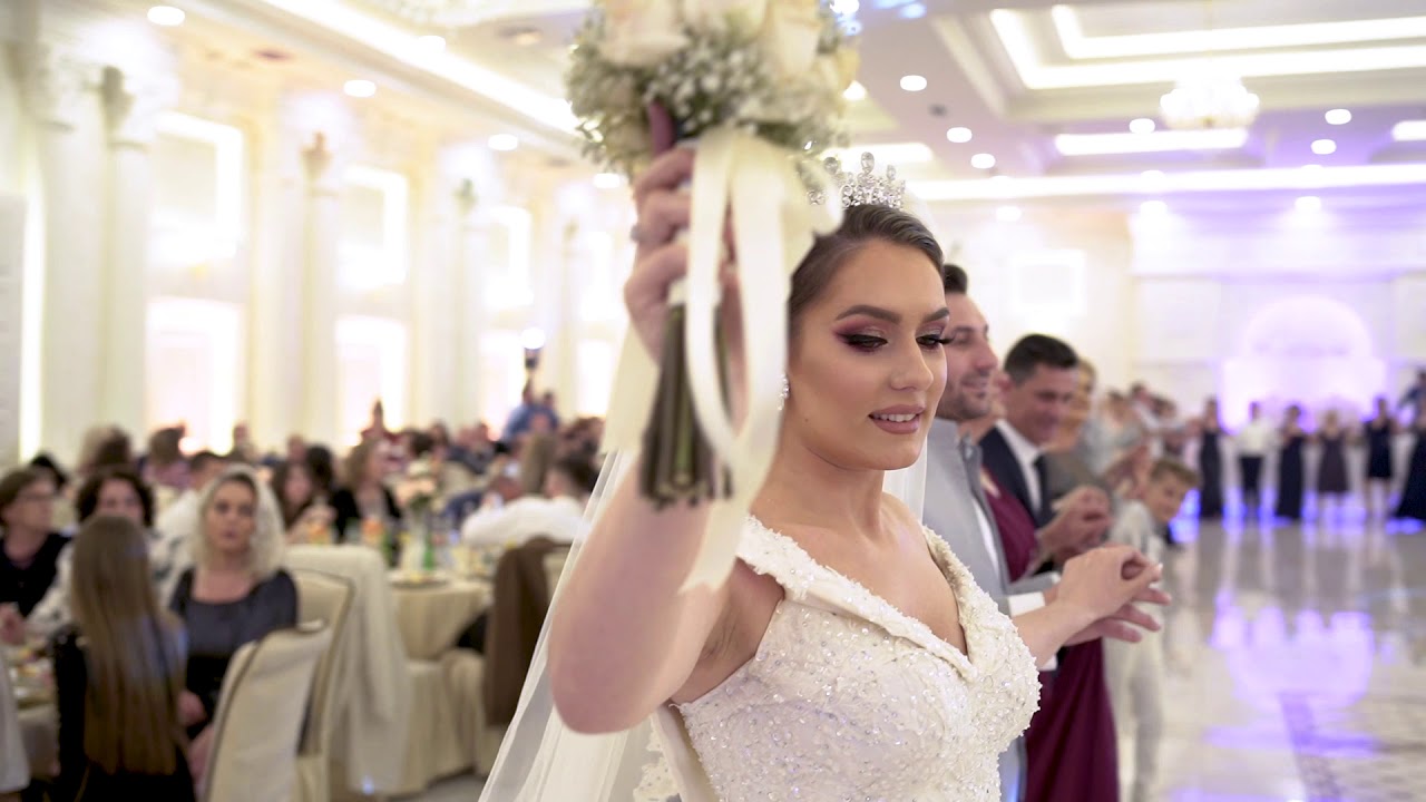Momente të Shkëputura nga Dasma Florijana & Kreshnik (Foto Kabashi)
