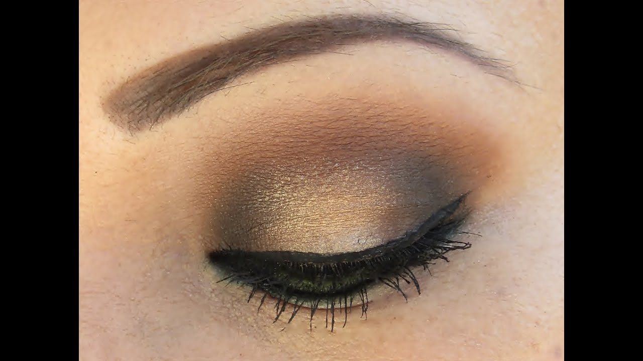 Maquillaje  Marron, Café, Dorado, Negro y Verde
