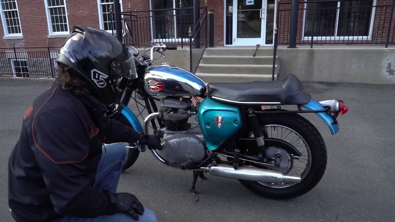 1967 BSA A50R Royal Star 500