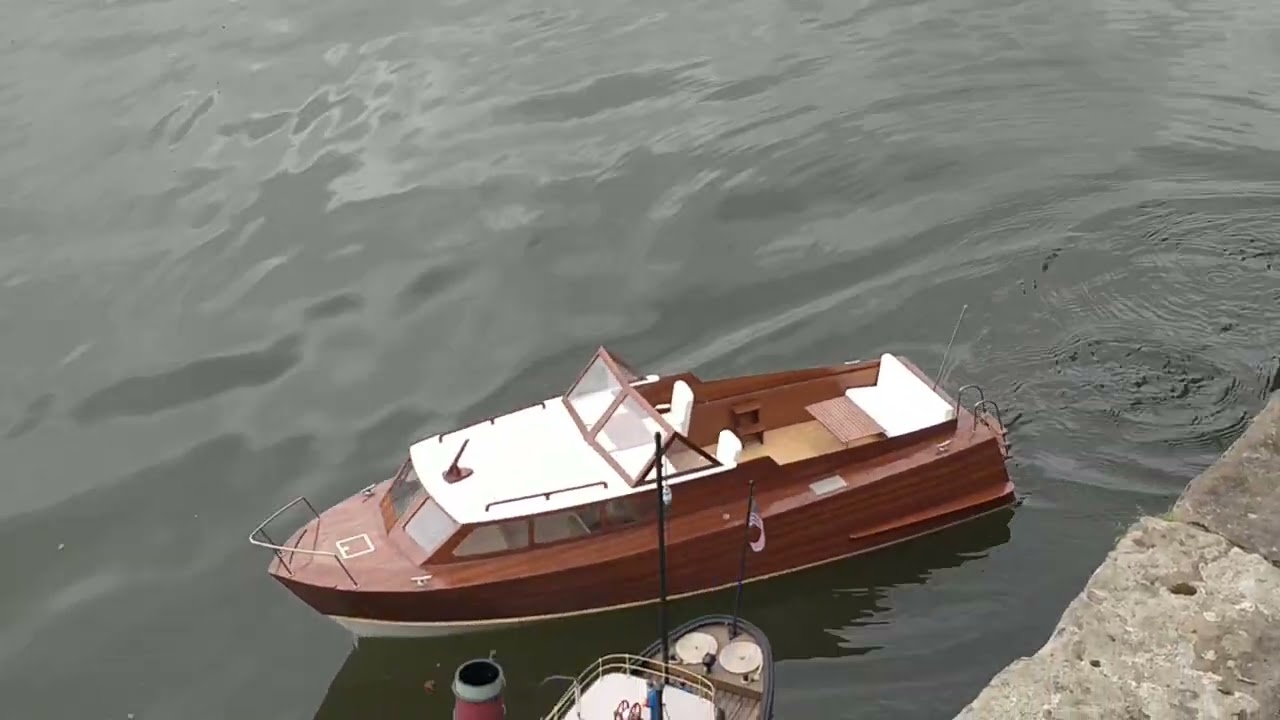 Le Queen (kit Aeronaut) de Jean-Philippe - Dampierre 2022 RC boat boat