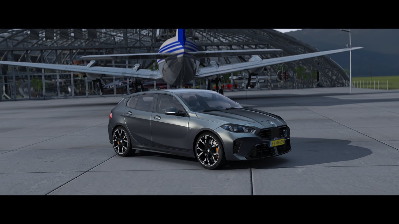 2025 BMW M135 xDrive