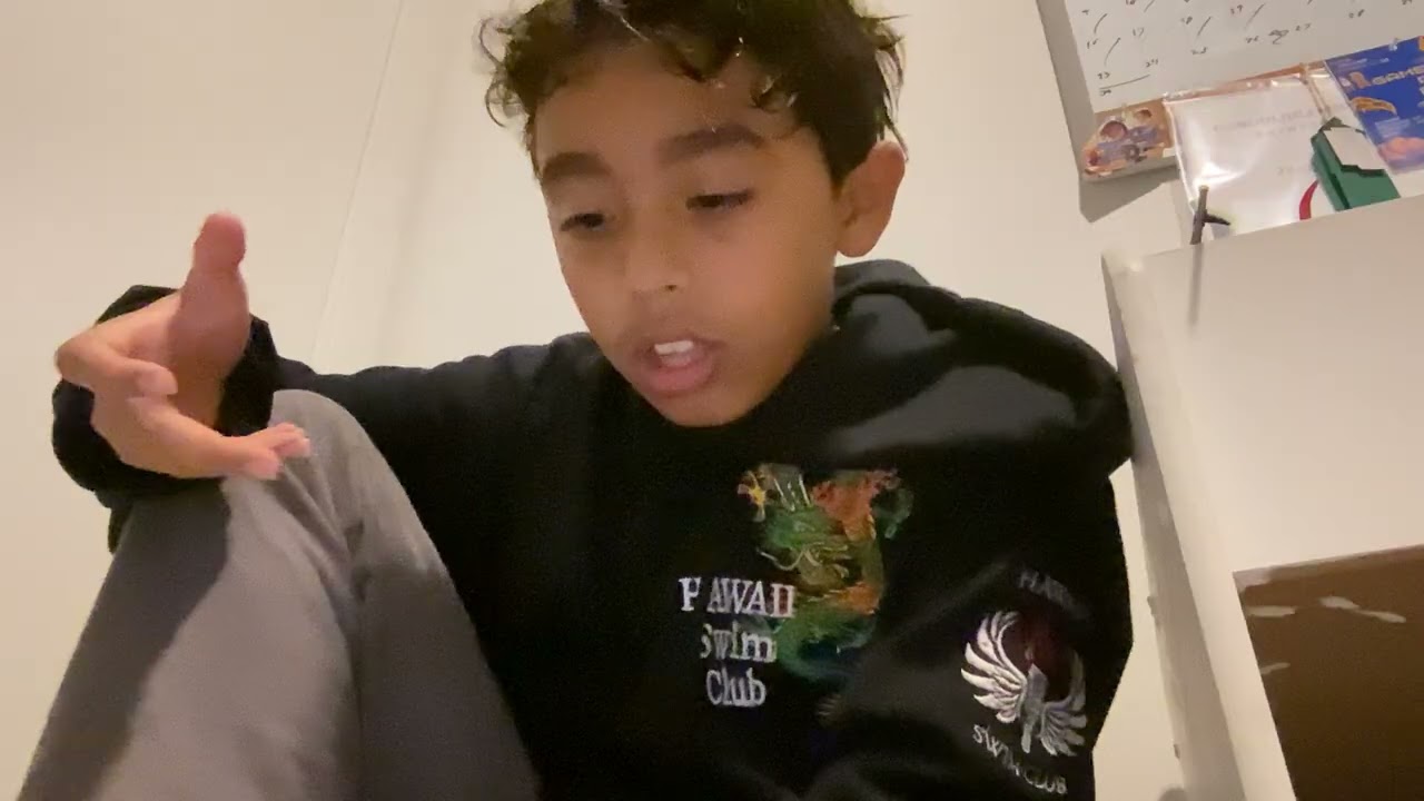 How to tell the ￼￼rarity of a Pokémon card