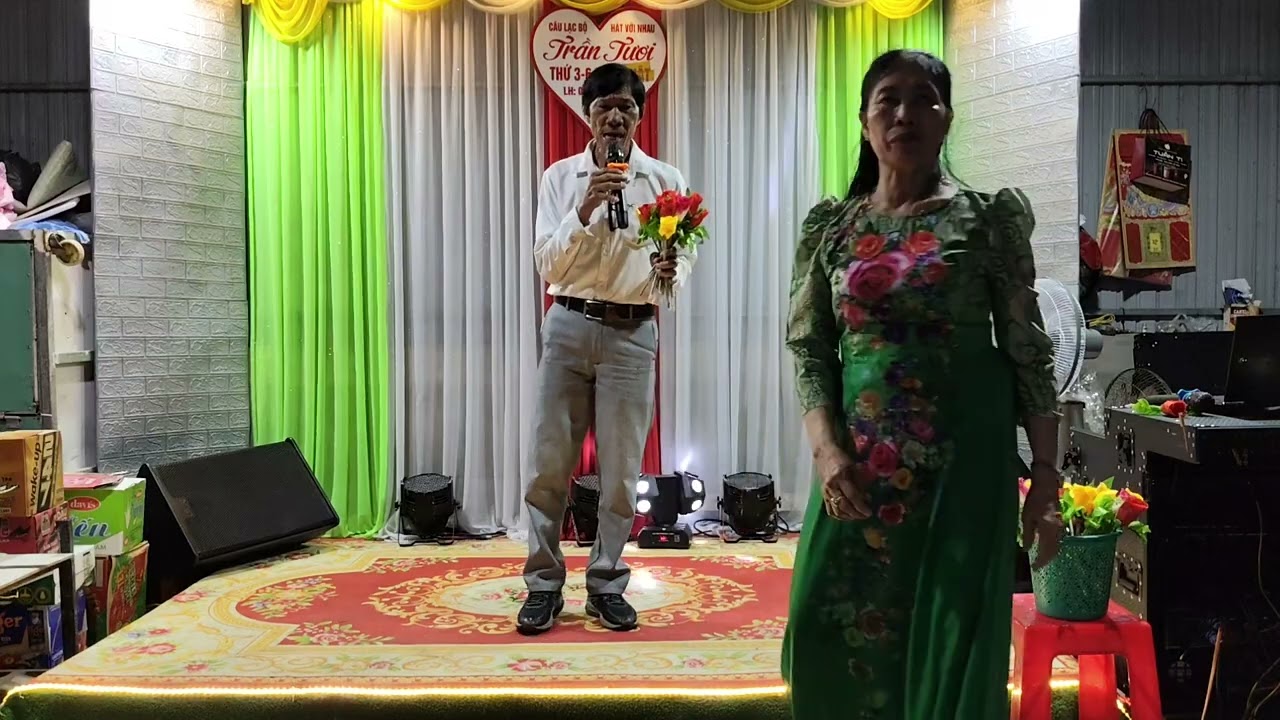 Anh hiếu thành giao lưu CLB trần tươi ca khúc lòng mẹ 