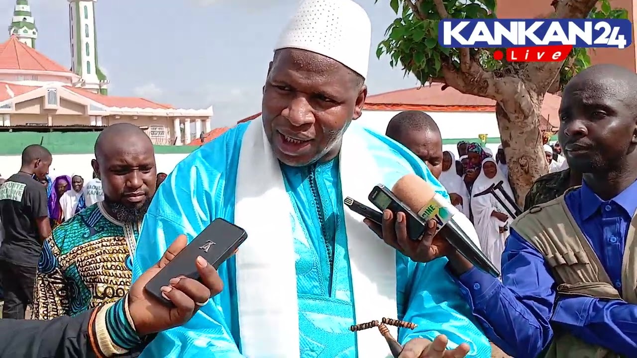 KANKAN: ELHADJ CHEICK SOULEYMANE SIDIBÉ INCINÈRE LES FÉTICHES ET LANCE UN DEFI AUX FETICHEURS