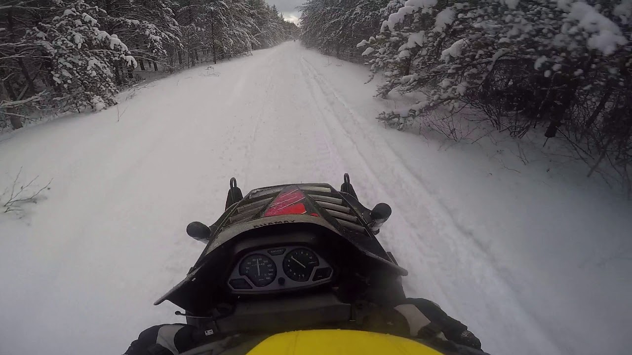 1993 Yamaha exciter 2 sx out for a rip