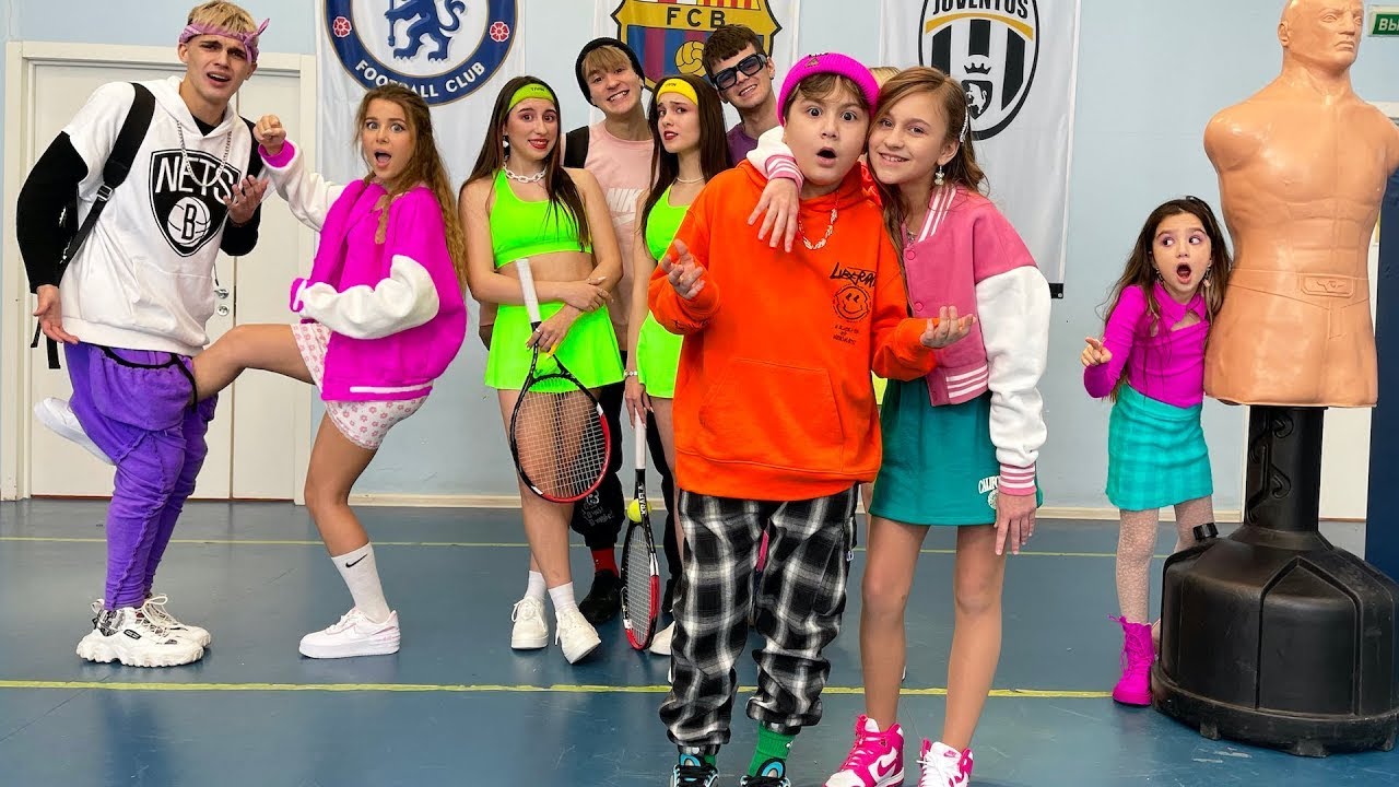 Amina legjobb barátja megszegi a szabályokat! Fiúk vs Lányok | KiKiDo Campus Hungarian