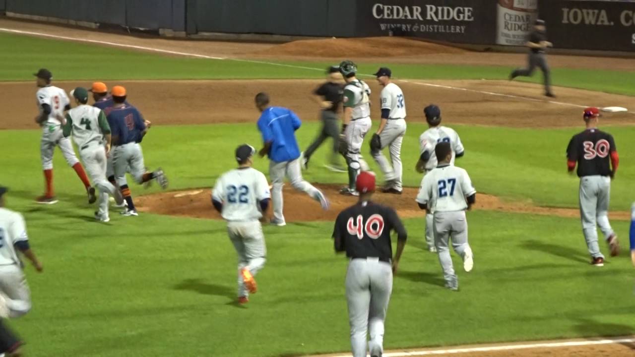 THE EAST BEATS THE WEST IN THE MIDWEST LEAGUE ALL-STAR GAME, 11-10!!
