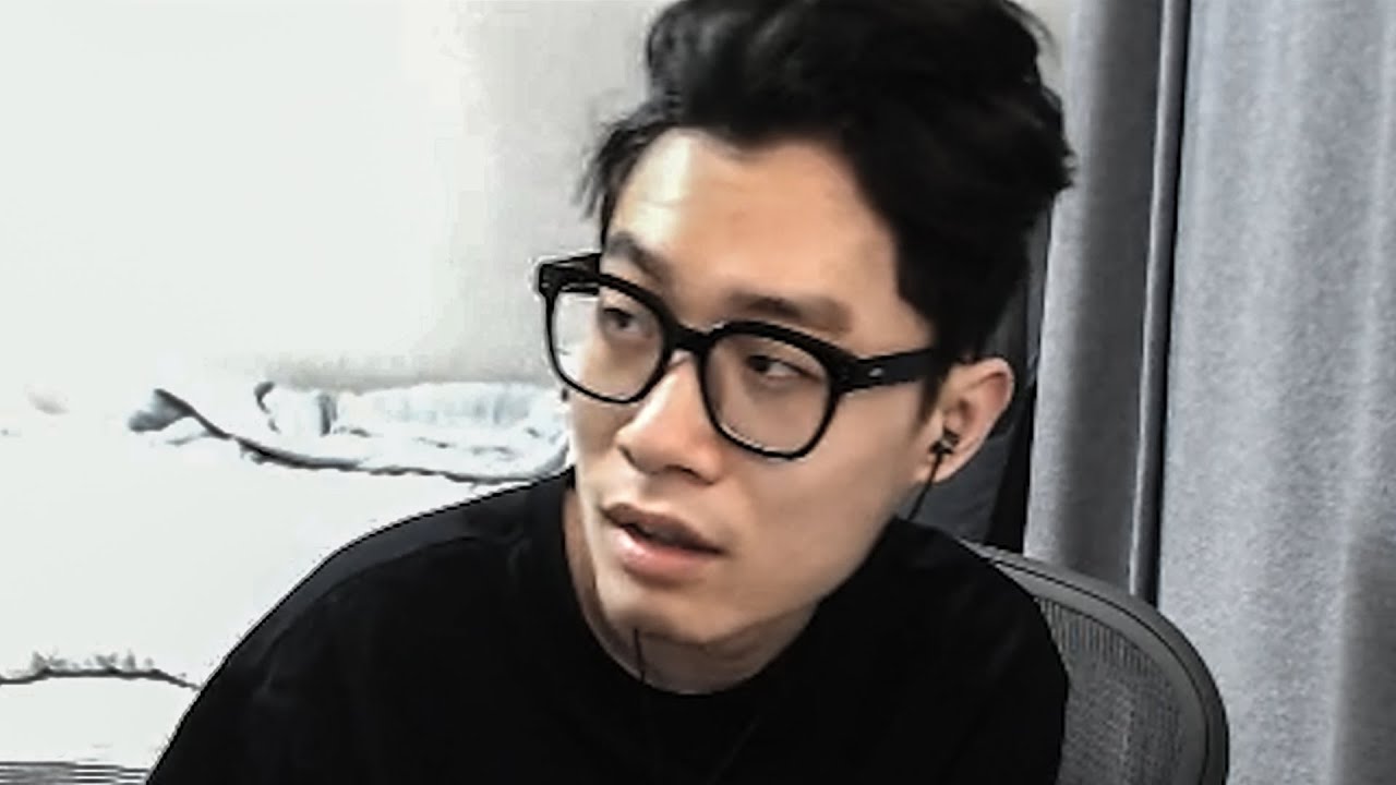 백신 맞고 롤하는 사람